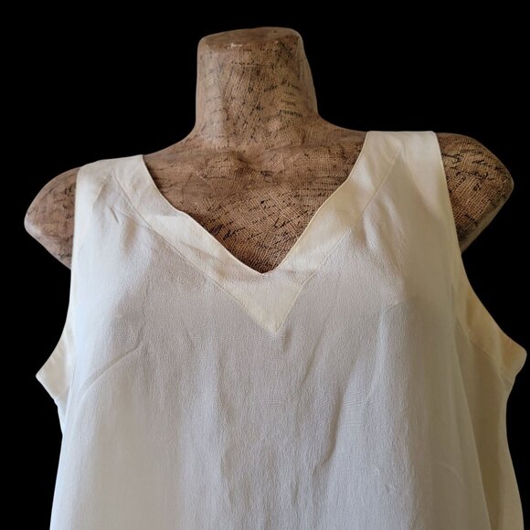 Fenn Wright & Manson Workshop Womens 100% Silk Cream Sleeveless V-Neck Blouse Si - Picture 2 of 8